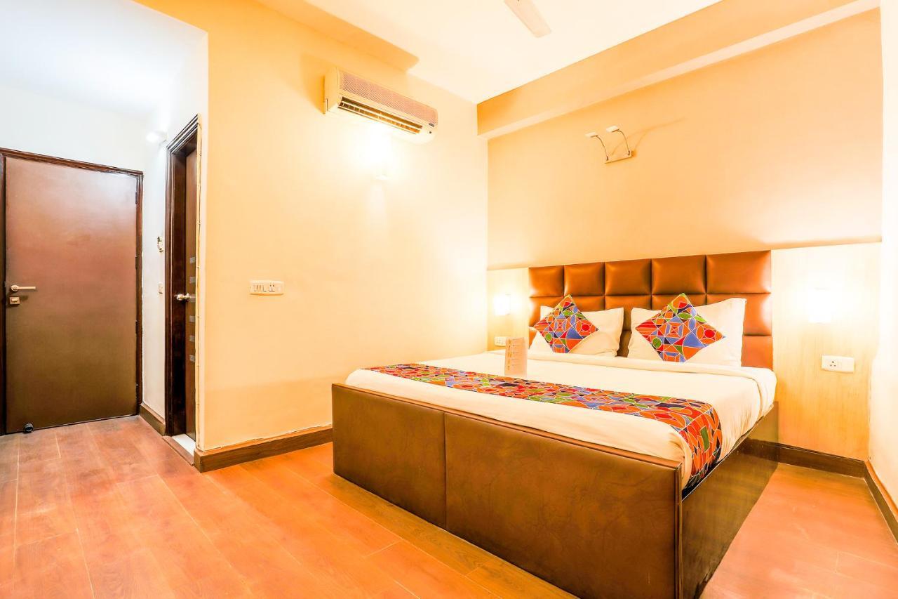 Fabhotel Conclave Boutique Yeni Delhi Dış mekan fotoğraf