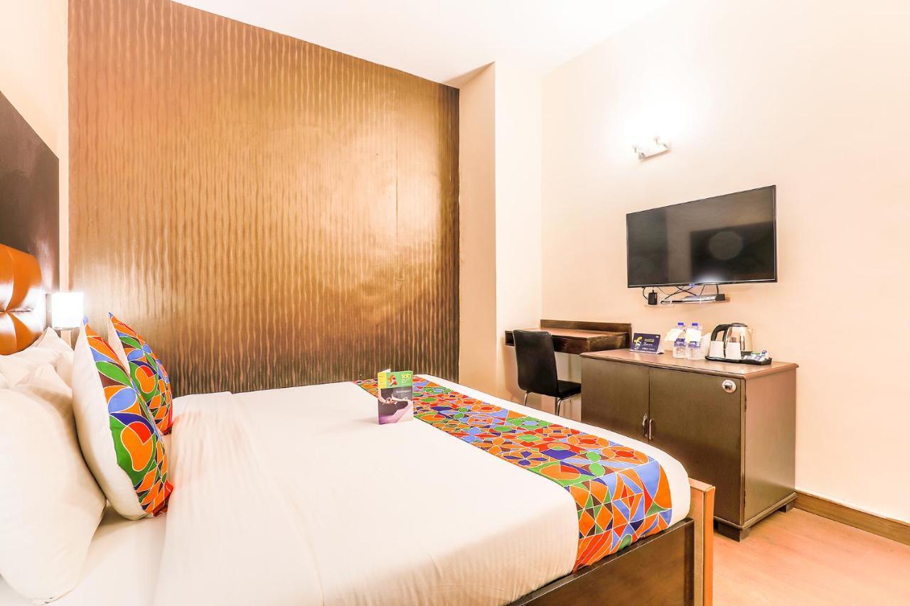 Fabhotel Conclave Boutique Yeni Delhi Dış mekan fotoğraf
